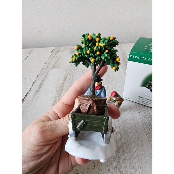 Dept 56 58458 Master gardeners tree planters people accessory Dickens cart - Picture 4 of 14